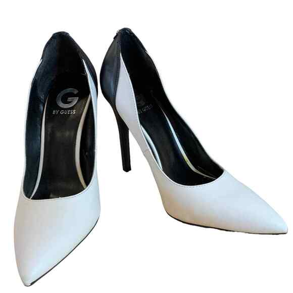 G by Guess black and white classic pumps. 4.5” heel pointed toe shoes size 8.5 - Picture 1 of 11